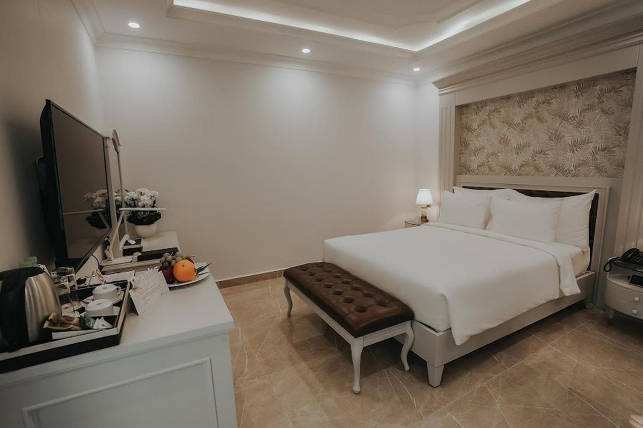 Merperle Beach Hotel Nha Trang Esterno foto
