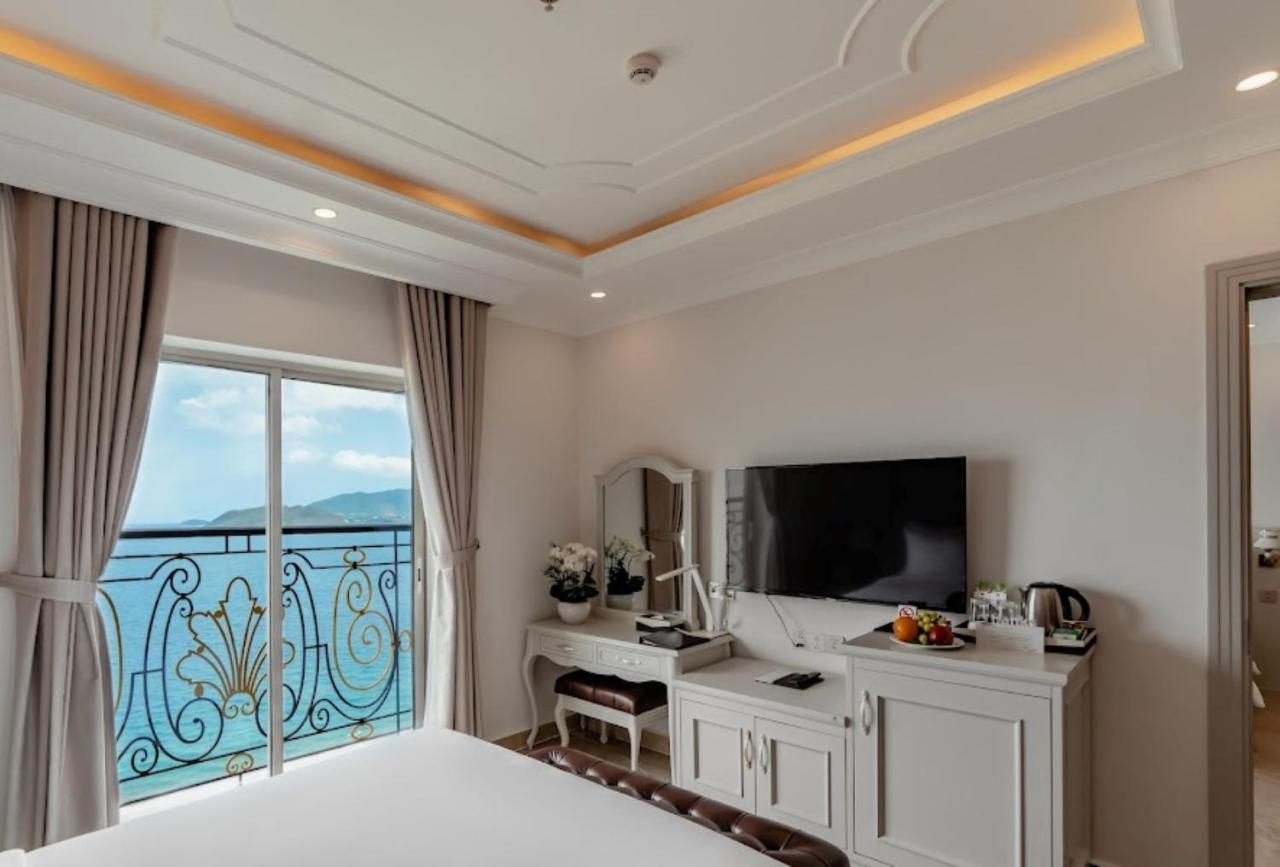 Merperle Beach Hotel Nha Trang Esterno foto