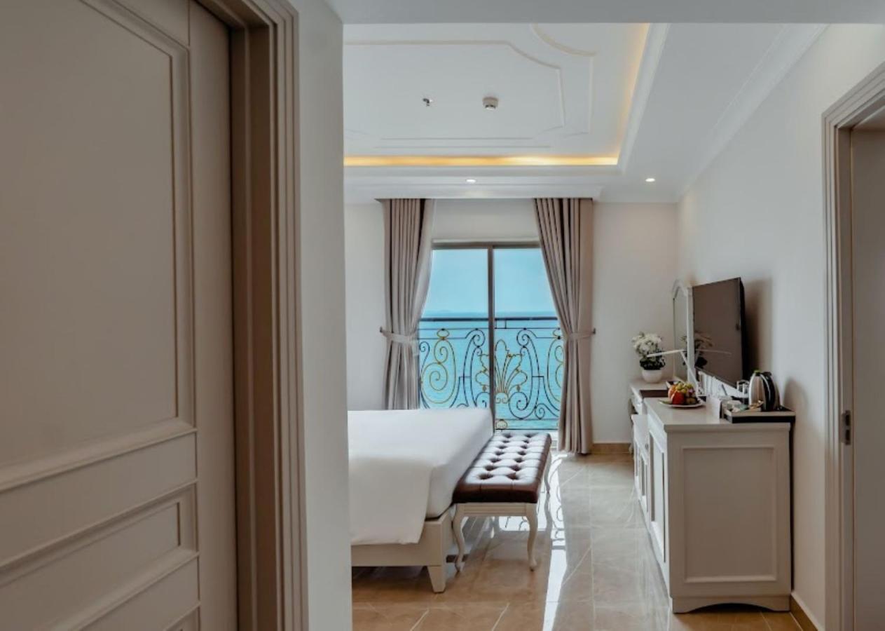 Merperle Beach Hotel Nha Trang Esterno foto