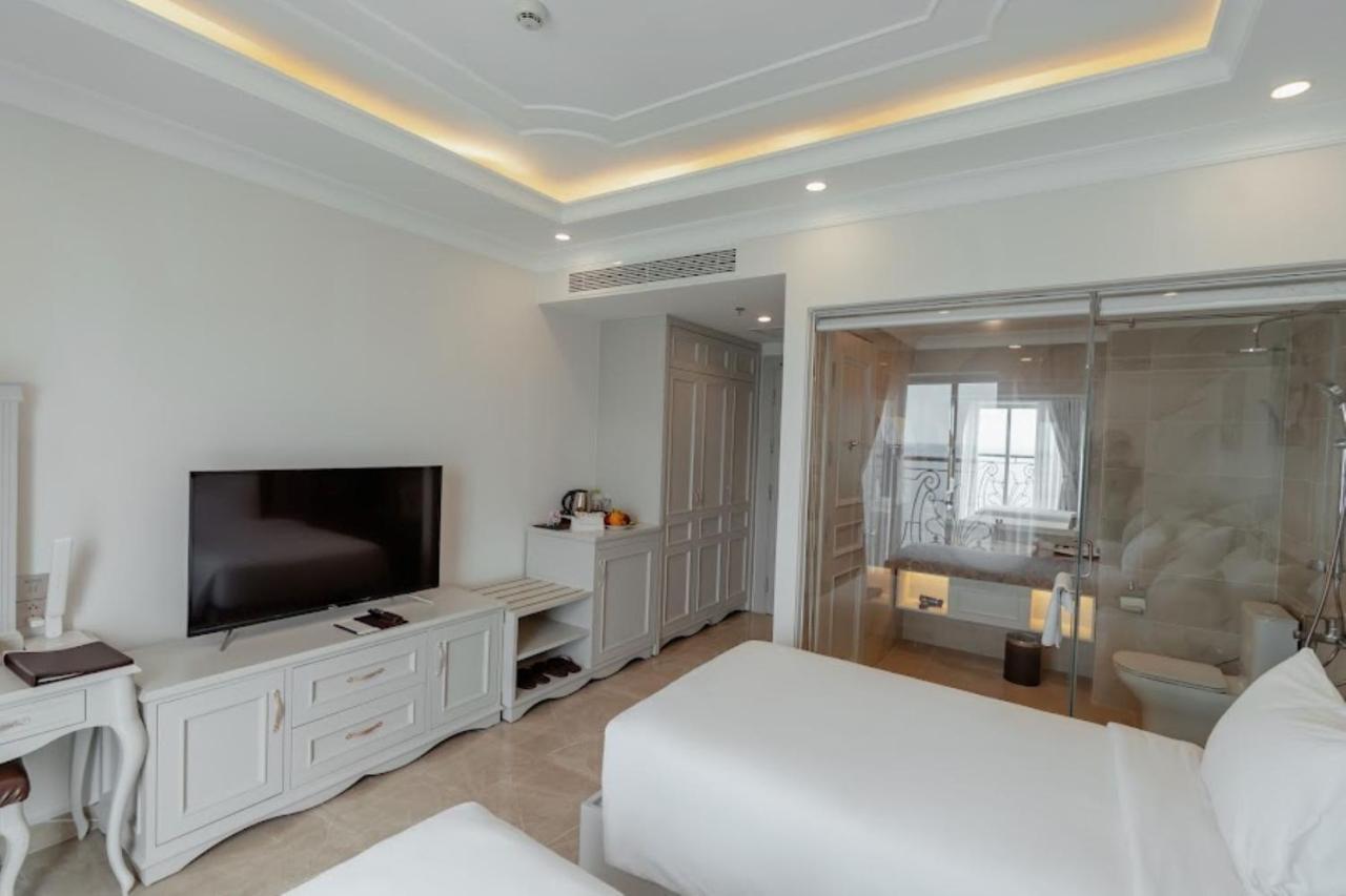 Merperle Beach Hotel Nha Trang Esterno foto