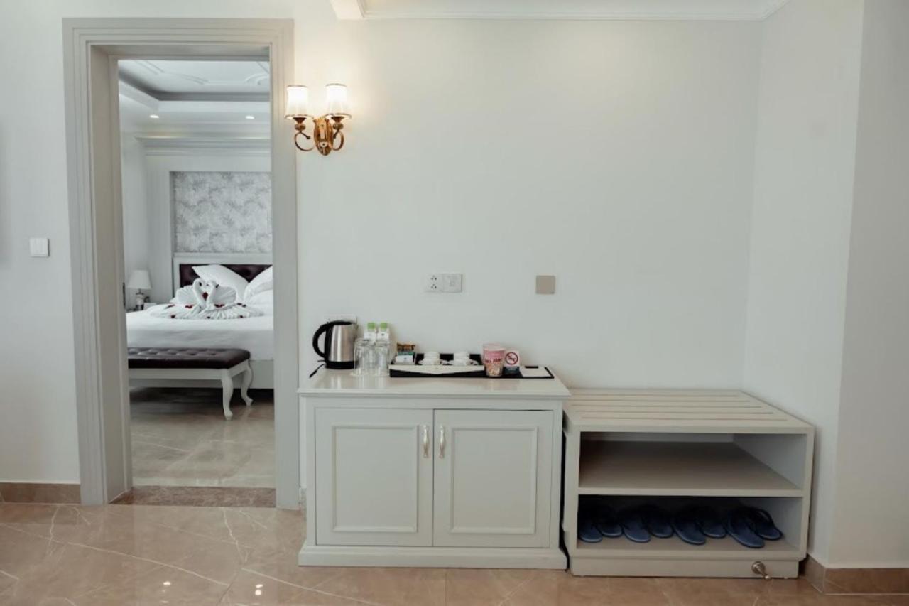 Merperle Beach Hotel Nha Trang Esterno foto
