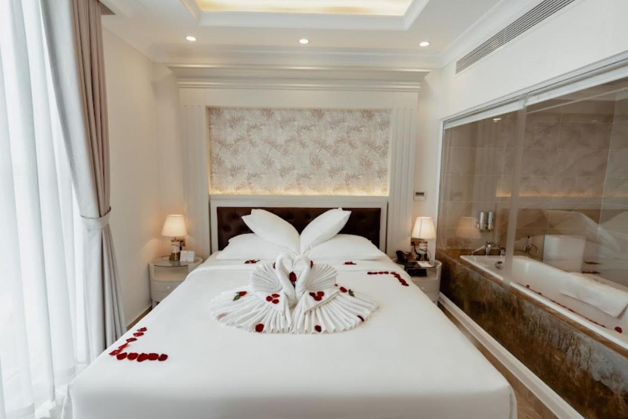 Merperle Beach Hotel Nha Trang Esterno foto