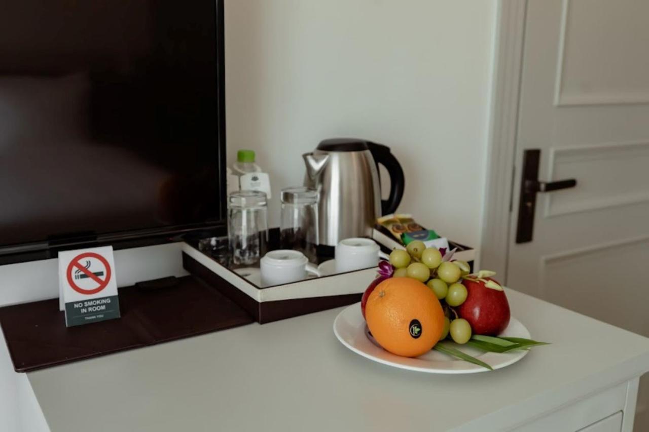 Merperle Beach Hotel Nha Trang Esterno foto