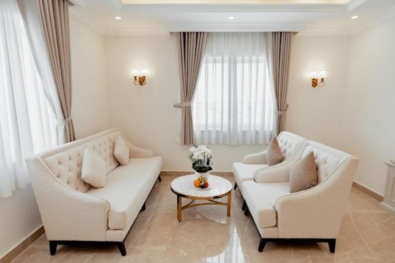 Merperle Beach Hotel Nha Trang Esterno foto