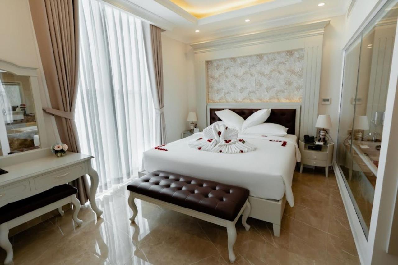 Merperle Beach Hotel Nha Trang Esterno foto