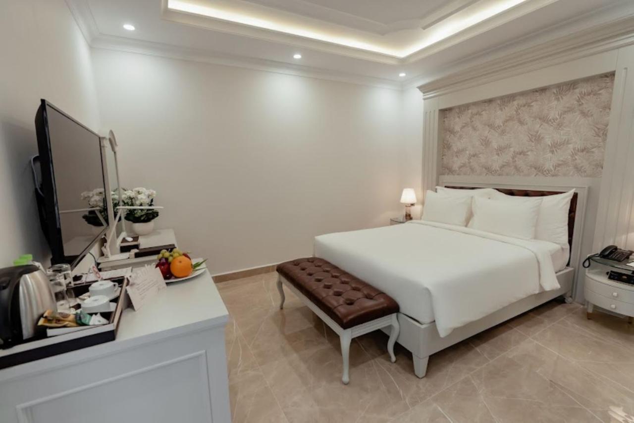 Merperle Beach Hotel Nha Trang Esterno foto