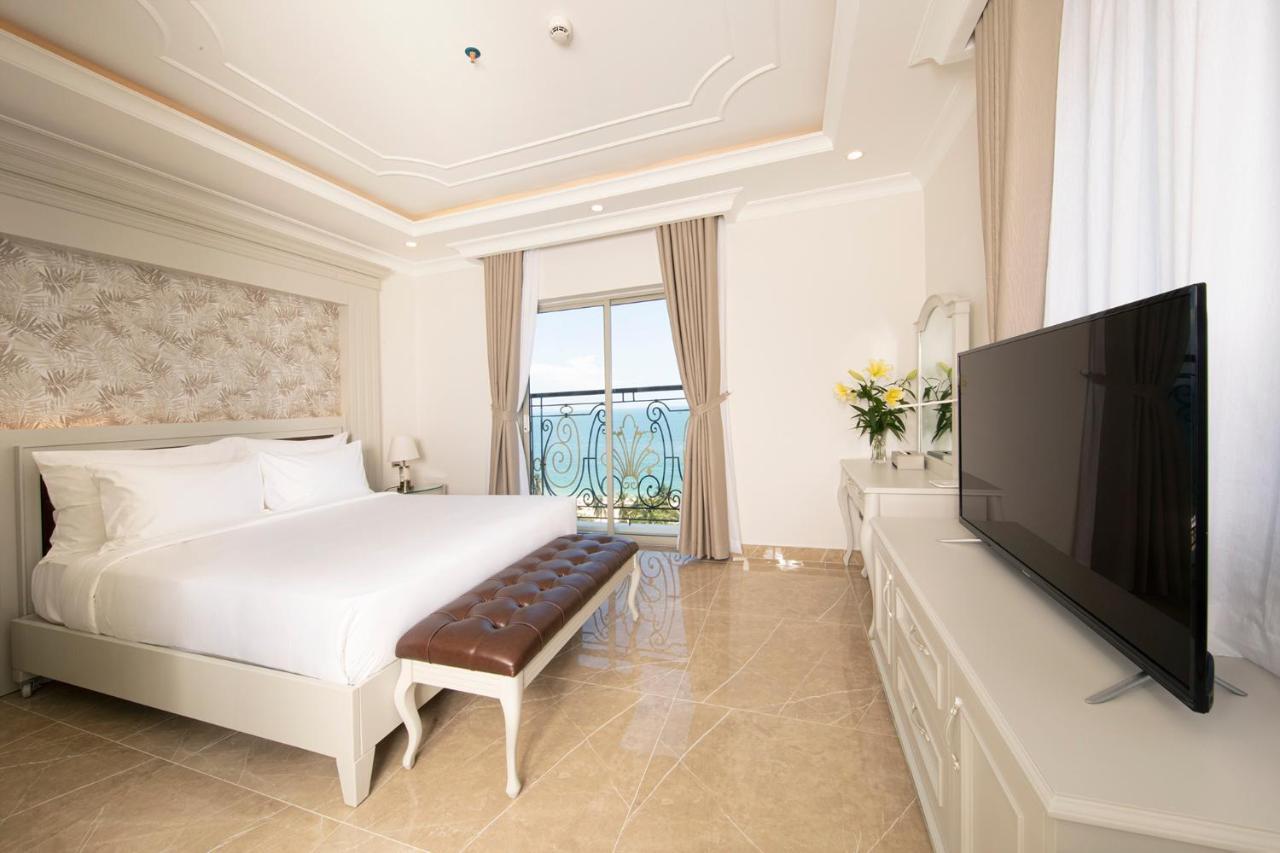 Merperle Beach Hotel Nha Trang Esterno foto