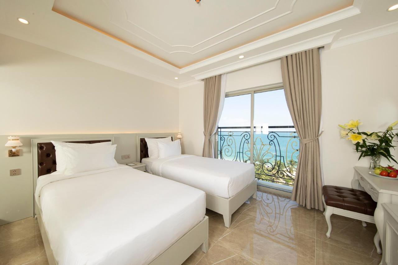 Merperle Beach Hotel Nha Trang Esterno foto