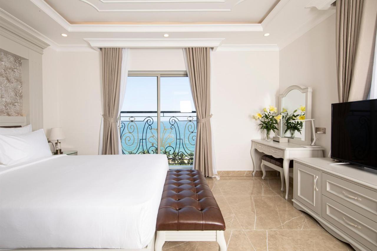 Merperle Beach Hotel Nha Trang Esterno foto