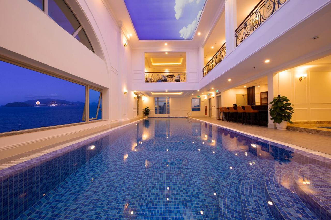 Merperle Beach Hotel Nha Trang Esterno foto